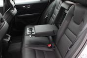 Volvo V60 B4 D Momentum Pro