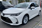 Toyota Corolla Comfort 1.5 benzyna