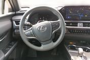 Lexus UX 300h F Sport Design