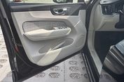 Volvo XC60 T6 Plug-In Hybrid AWD Core