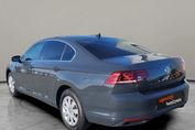 Volkswagen Passat 2.0 TSI Business DSG
