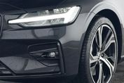 Volvo V60 B4 B Ultra Dark aut