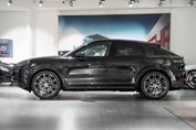 Porsche Cayenne Coupe E-Hybrid Black Edition