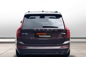 Volvo XC90 T8 AWD Plug-In Hybrid Ultra Dark 7os