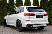 BMW X5 M50d