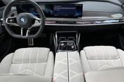 BMW Seria 7 M760e PHEV xDrive Individual Edition sport-aut