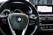 BMW Seria 5 530e xDrive Luxury Line