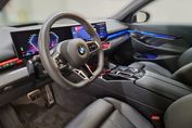 BMW Seria 5 520i mHEV aut
