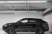 Porsche Cayenne Coupe E-Hybrid Black Edition