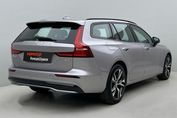 Volvo V60 B4 B Plus Dark