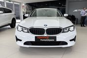 BMW Seria 3 320d Xdrive Advantage
