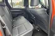 Toyota HiLux Double Cab Invincible 4x4 AT