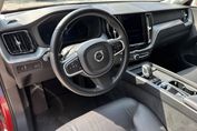 Volvo XC60 B4 D AWD Momentum Pro