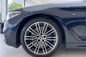 BMW Seria 5 530i xDrive M Sport sport