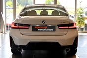 BMW Seria 3 330i M Sport