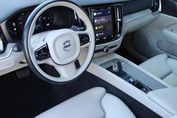 Volvo V60 B4 B Plus Dark aut
