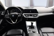 BMW Seria 3 Touring 318d Sport Line