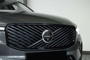 Volvo XC60 B5 AWD Ultra Dark