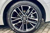 Toyota Camry Executive 2.5 Hybrid Dynamic Force