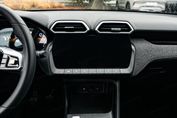 MG ZS 1.5  Standard MT