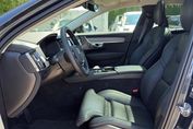 Volvo V90 T8 AWD Plug-In Hybrid Plus Dark