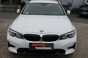 BMW Seria 3 318i aut