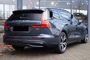 Volvo V60 B4 Plus Dark