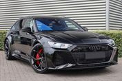 Audi A6 RS6 TFSI quattro Performance Avant