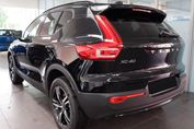 Volvo XC40 B4 Plus Dark