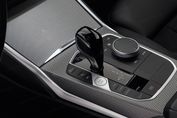 BMW Seria 3 330e xDrive M Sport sport-aut