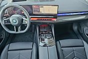BMW Seria 5 550e xDrive M Sport