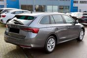 Skoda Octavia Selection 1.5 TSI mHEV DSG