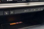 Lexus RZ 450e Omotenashi DIRECT4