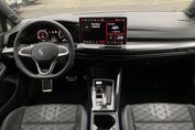 Volkswagen Golf VIII 1.5 eTSI mHEV R-Line DSG