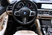 BMW Seria 3 320i Sport Line aut
