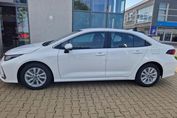 Toyota Corolla Comfort 1.5 benzyna