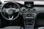 Mercedes GLA 180 7G-DCT Style