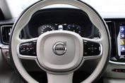 Volvo V60 Cross Country D4 Momentum Pro aut