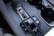 Lexus RX 350h Omotenashi