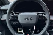 Audi Q3 e-Hybrid S line