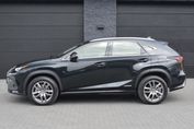 Lexus NX 300h