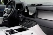 Land Rover Defender 110 D250 X-Dynamic HSE