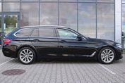BMW Seria 5 Touring 530i xDrive Luxury Line