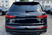 Audi Q7 50 TDI quattro S Line