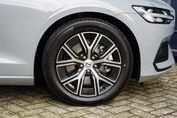 Volvo V60 B4 Essential