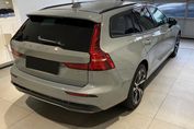 Volvo V60 B4 Plus Dark