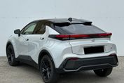 Toyota C-HR GR Sport 2.0 Hybrid Dynamic Force Plug-in