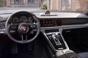 Porsche Panamera 4 E-Hybrid Platinum Edition