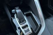 Peugeot 3008 1.2 PureTech Allure S&S EAT8