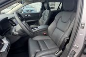 Volvo V60 T6 AWD Plug-In Hybrid Plus Bright